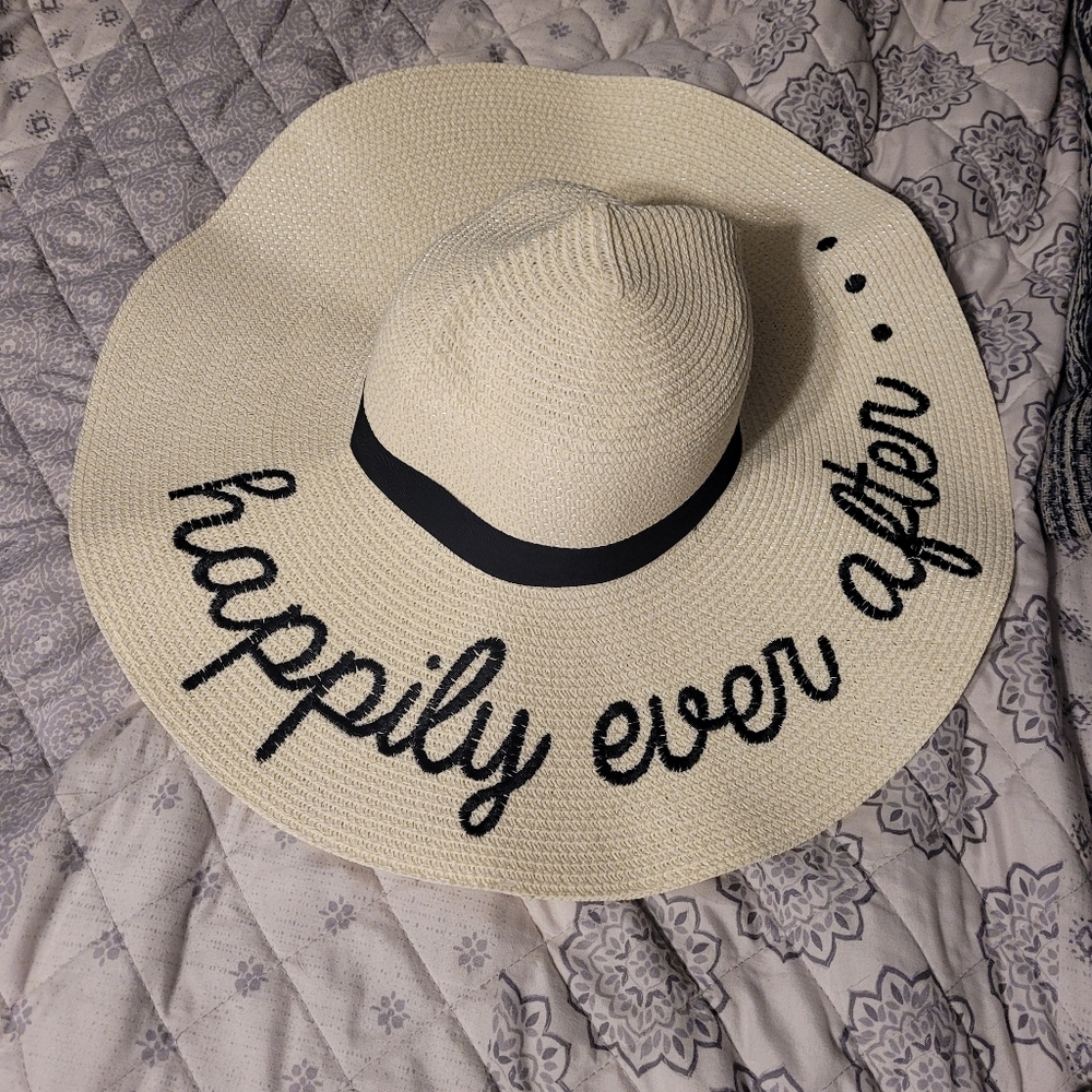 Sun hat - wedding/honeymoon